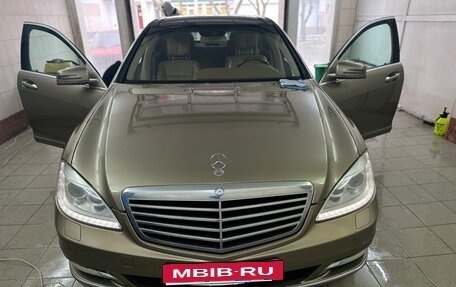 Mercedes-Benz S-Класс, 2010 год, 1 850 000 рублей, 1 фотография