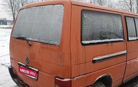 Volkswagen Transporter T4, 1996 год, 150 000 рублей, 2 фотография