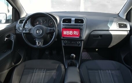 Volkswagen Polo VI (EU Market), 2015 год, 1 050 000 рублей, 6 фотография