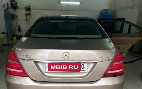 Mercedes-Benz S-Класс, 2010 год, 1 850 000 рублей, 2 фотография