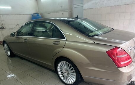 Mercedes-Benz S-Класс, 2010 год, 1 850 000 рублей, 3 фотография