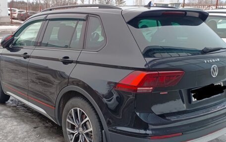 Volkswagen Tiguan II, 2019 год, 2 650 000 рублей, 3 фотография