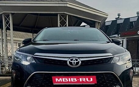 Toyota Camry, 2017 год, 2 500 000 рублей, 3 фотография