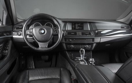 BMW 5 серия, 2014 год, 2 099 000 рублей, 6 фотография