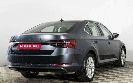 Skoda Superb III рестайлинг, 2020 год, 3 260 000 рублей, 5 фотография