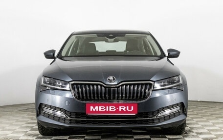 Skoda Superb III рестайлинг, 2020 год, 3 260 000 рублей, 2 фотография