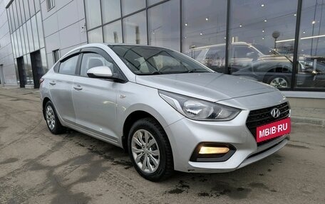 Hyundai Solaris II рестайлинг, 2017 год, 1 199 000 рублей, 3 фотография