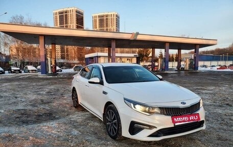 KIA Optima IV, 2019 год, 1 800 000 рублей, 15 фотография