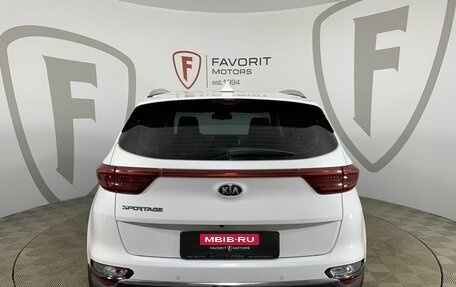 KIA Sportage IV рестайлинг, 2020 год, 2 700 000 рублей, 3 фотография