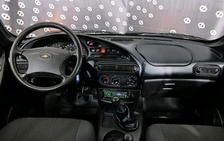 Chevrolet Niva I рестайлинг, 2007 год, 328 700 рублей, 25 фотография