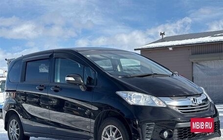 Honda Freed I, 2016 год, 896 000 рублей, 15 фотография