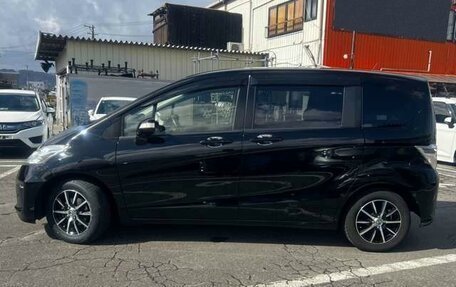 Honda Freed I, 2016 год, 885 000 рублей, 6 фотография