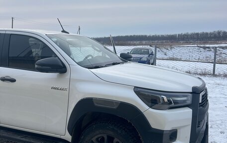 Toyota Hilux VIII, 2021 год, 5 100 000 рублей, 11 фотография