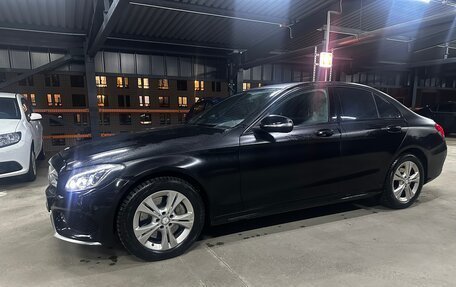 Mercedes-Benz C-Класс, 2015 год, 1 850 000 рублей, 2 фотография