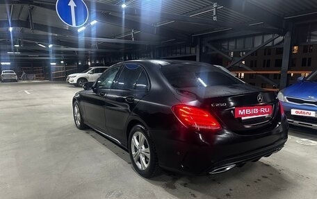 Mercedes-Benz C-Класс, 2015 год, 1 850 000 рублей, 3 фотография