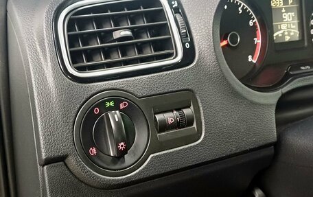 Volkswagen Polo VI (EU Market), 2018 год, 1 320 000 рублей, 18 фотография