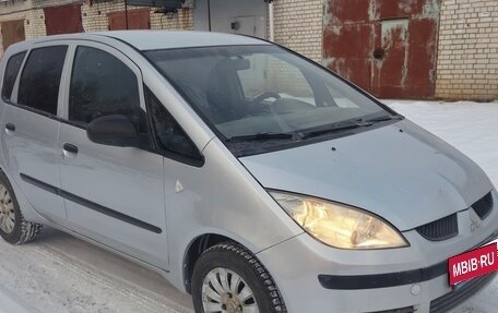 Mitsubishi Colt VI рестайлинг, 2006 год, 400 000 рублей, 1 фотография