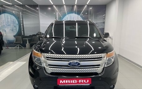 Ford Explorer VI, 2013 год, 1 800 000 рублей, 2 фотография