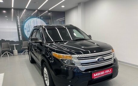 Ford Explorer VI, 2013 год, 1 800 000 рублей, 3 фотография