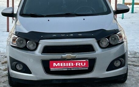 Chevrolet Aveo III, 2013 год, 800 000 рублей, 1 фотография