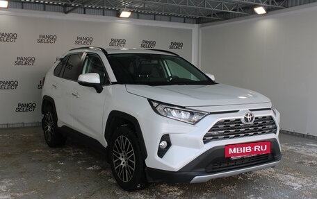 Toyota RAV4, 2020 год, 2 950 000 рублей, 3 фотография