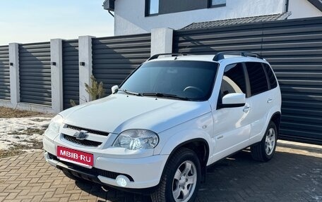 Chevrolet Niva I рестайлинг, 2013 год, 700 000 рублей, 1 фотография