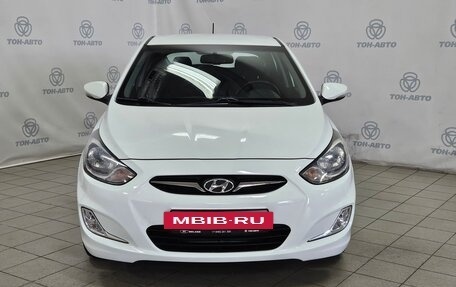 Hyundai Solaris II рестайлинг, 2012 год, 857 000 рублей, 2 фотография