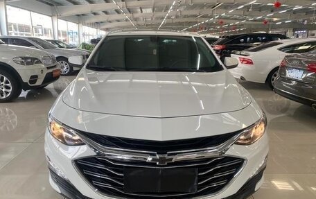 Chevrolet Malibu IX, 2021 год, 1 560 000 рублей, 2 фотография