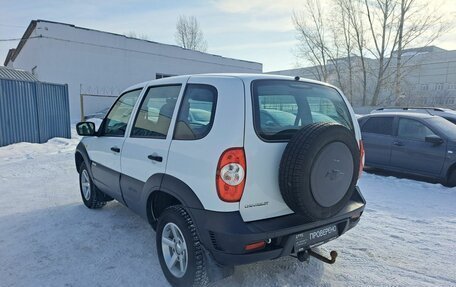 Chevrolet Niva I рестайлинг, 2016 год, 690 000 рублей, 8 фотография