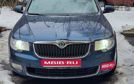 Skoda Superb III рестайлинг, 2012 год, 880 000 рублей, 2 фотография