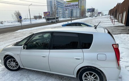 Toyota Opa I рестайлинг, 2002 год, 670 000 рублей, 7 фотография