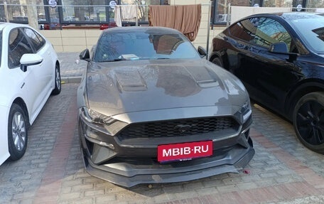 Ford Mustang VI рестайлинг, 2021 год, 3 850 000 рублей, 2 фотография