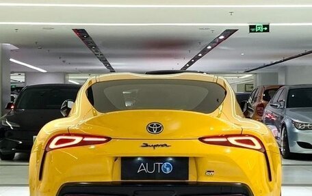 Toyota Supra, 2022 год, 6 925 000 рублей, 5 фотография