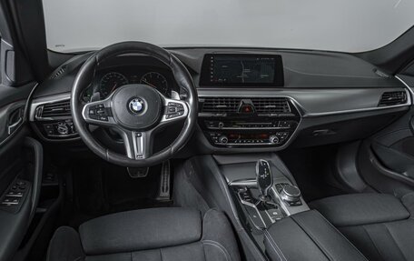 BMW 5 серия, 2018 год, 3 150 000 рублей, 6 фотография