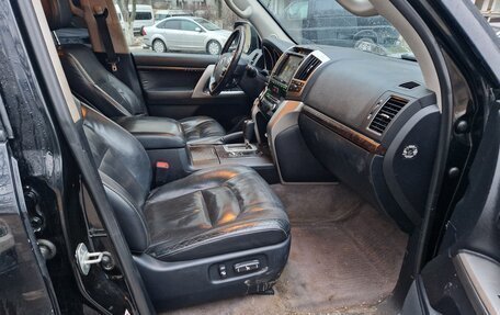 Toyota Land Cruiser 200, 2013 год, 2 850 000 рублей, 16 фотография