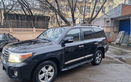 Toyota Land Cruiser 200, 2013 год, 2 850 000 рублей, 7 фотография