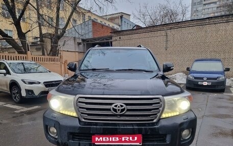 Toyota Land Cruiser 200, 2013 год, 2 850 000 рублей, 8 фотография