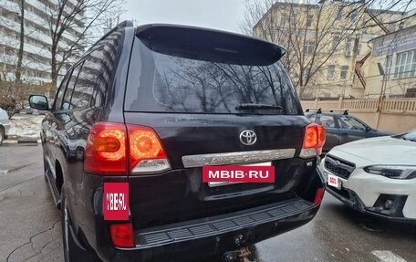 Toyota Land Cruiser 200, 2013 год, 2 850 000 рублей, 11 фотография