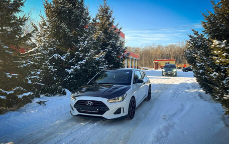 Hyundai Veloster II, 2021 год, 1 715 000 рублей, 1 фотография