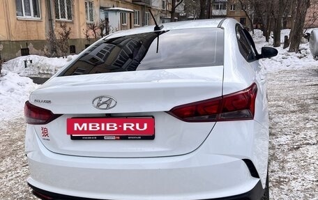 Hyundai Solaris II рестайлинг, 2020 год, 1 400 000 рублей, 14 фотография