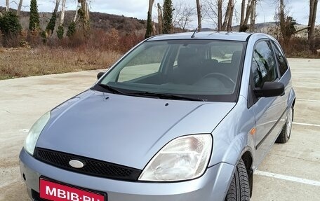 Ford Fiesta, 2005 год, 396 000 рублей, 1 фотография