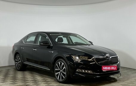 Skoda Superb III рестайлинг, 2024 год, 4 500 000 рублей, 1 фотография