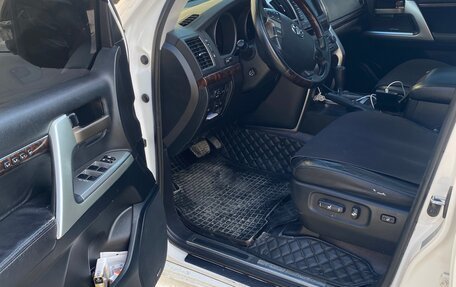 Toyota Land Cruiser 200, 2011 год, 4 100 000 рублей, 6 фотография