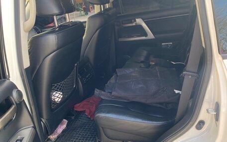 Toyota Land Cruiser 200, 2011 год, 4 100 000 рублей, 8 фотография