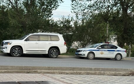 Toyota Land Cruiser 200, 2011 год, 4 100 000 рублей, 17 фотография