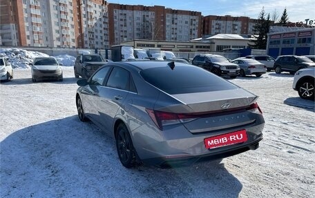 Hyundai Elantra, 2021 год, 2 350 000 рублей, 10 фотография