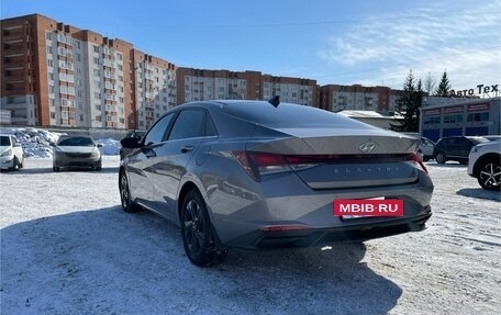 Hyundai Elantra, 2021 год, 2 350 000 рублей, 11 фотография