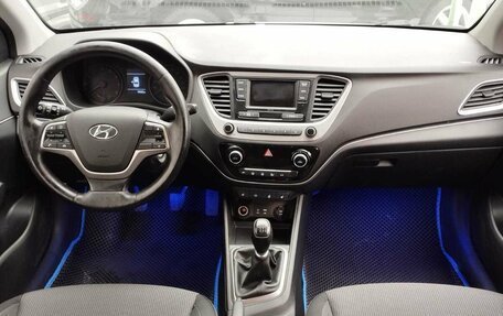 Hyundai Solaris II рестайлинг, 2017 год, 1 250 111 рублей, 9 фотография