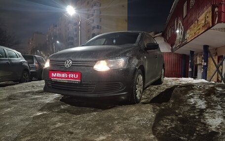 Volkswagen Polo VI (EU Market), 2014 год, 1 035 000 рублей, 3 фотография