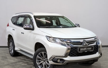 Mitsubishi Pajero Sport III рестайлинг, 2018 год, 3 200 000 рублей, 3 фотография